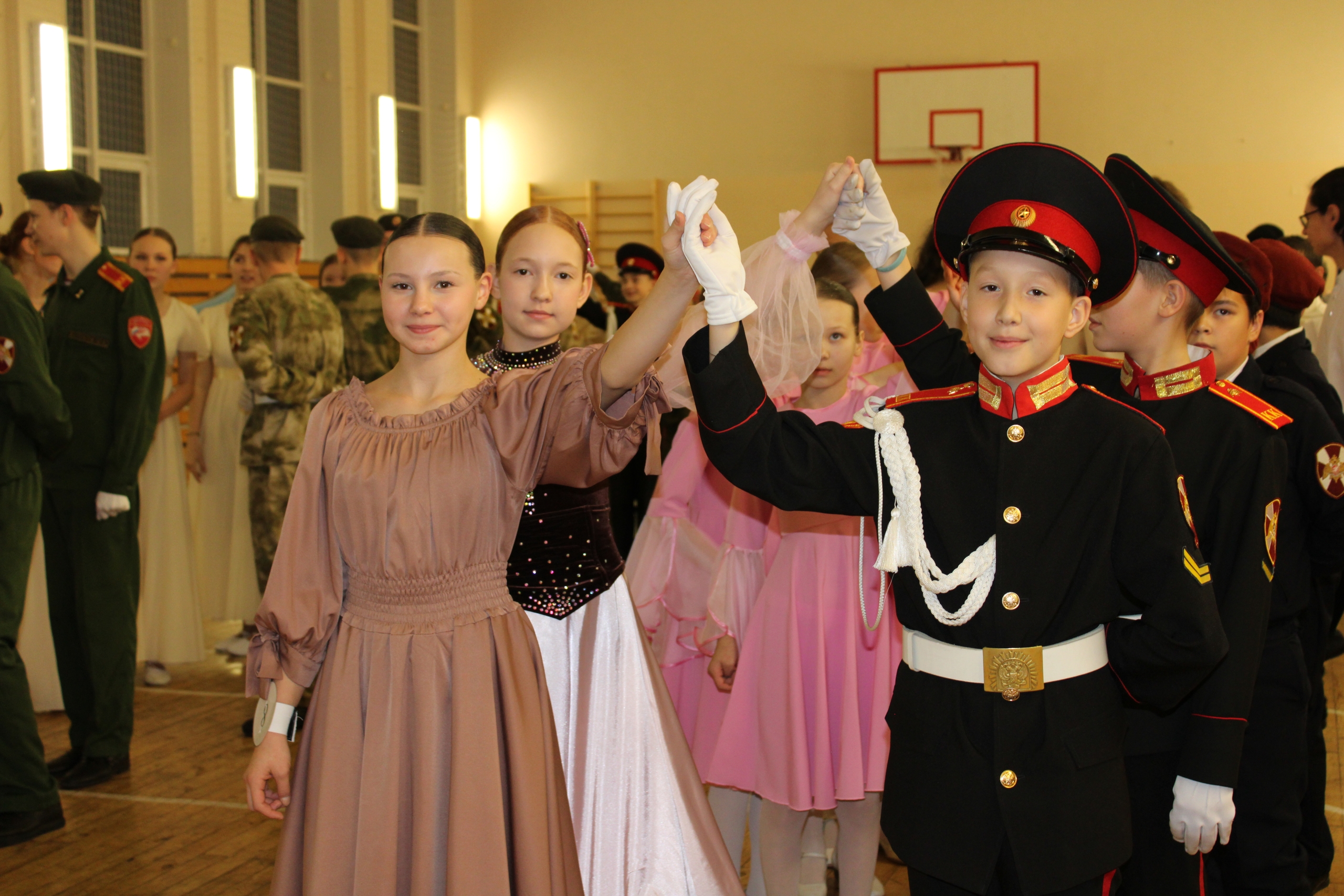 Республиканский кадетский бал.